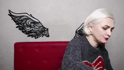 OliviaHorst online show from February 2025 09:47:02 AM