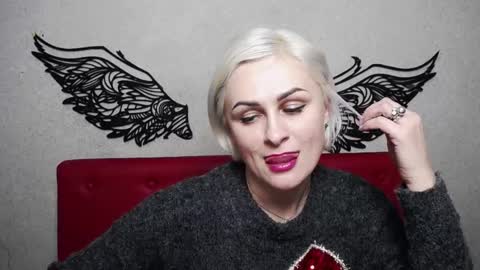 OliviaHorst online show from February 2025 12:52:02 PM