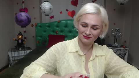 OliviaHorst online show from October 2025 06:59:01 AM