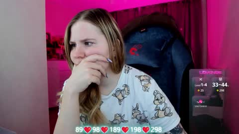 . online show from November 2025 04:05:01 AM