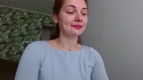 Olivia online show from November 2025 05:27:02 AM