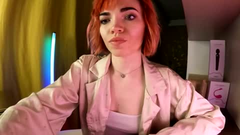 Angelina Lina online show from April 2026 07:44:02 PM