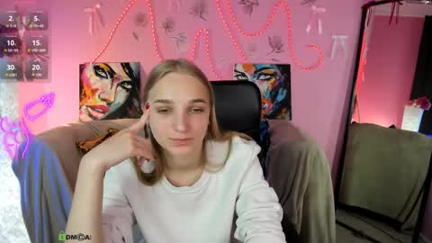 Snapshot of ollivia_dream chatting on May 2026 05:47:02 AM Ollivia online show from May 2026 05:47:02 AM