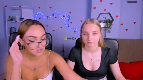 Snapshot of ollivia_dream chatting on June 2026 05:42:01 AM Ollivia online show from June 2026 05:42:01 AM