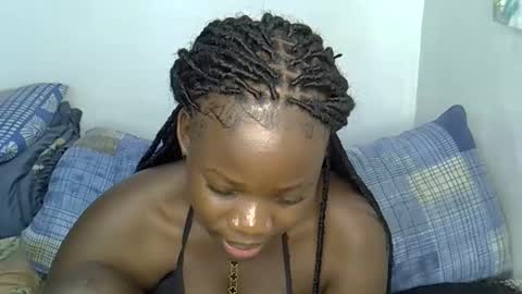 Snapshot of ollleina chatting on February 2026 05:35:01 AM ollleina online show from February 2026 05:35:01 AM