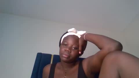 Snapshot of ollleina chatting on March 2026 08:53:02 AM ollleina online show from March 2026 08:53:02 AM