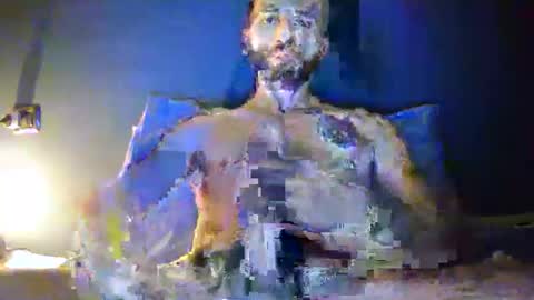 Jackowl online show from October 2025 08:53:02 PM