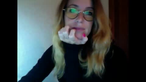 Snapshot of olyra11 chatting on October 2025 05:55:02 PM olyra11 online show from October 2025 05:55:02 PM