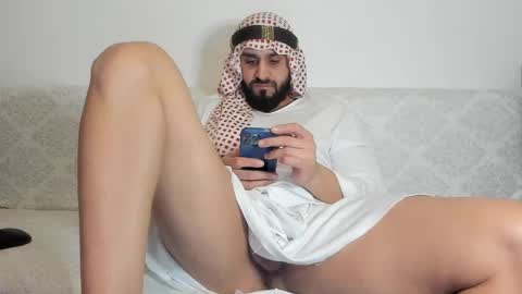 Snapshot of omar_xoxo chatting on January 2025 03:17:01 AM Omar online show from January 2025 03:17:01 AM