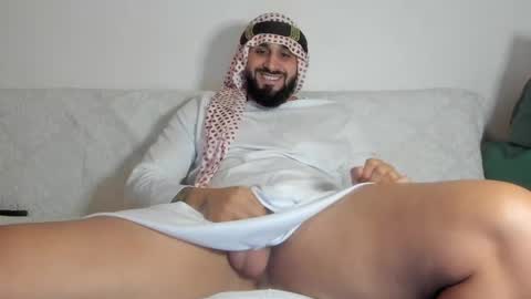 Snapshot of omar_xoxo chatting on September 2025 08:56:02 PM Omar online show from September 2025 08:56:02 PM