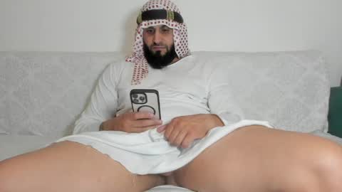 Snapshot of omar_xoxo chatting on May 2026 08:26:01 PM Omar online show from May 2026 08:26:01 PM