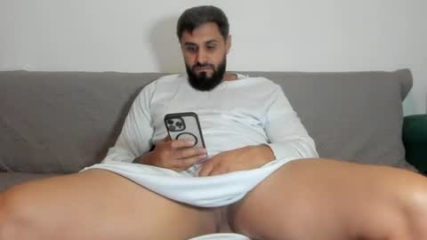 Snapshot of omar_xoxo chatting on July 2026 07:43:01 PM Omar online show from July 2026 07:43:01 PM