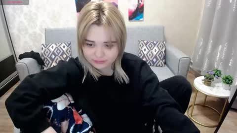 Snapshot of omg_itsperfect chatting on October 2025 11:24:02 PM Fina online show from October 2025 11:24:02 PM