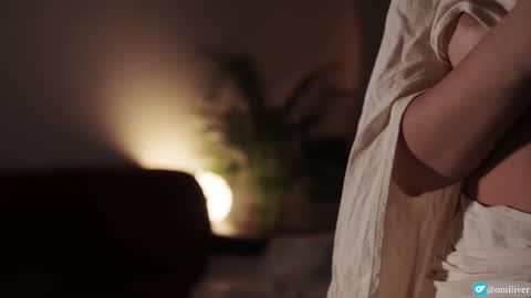    or    online show from November 2025 06:40:01 PM