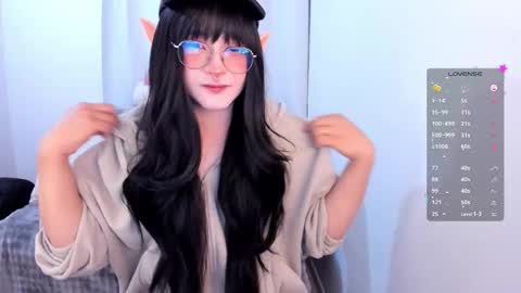 Omori Chan   online show from December 2025 02:55:01 PM