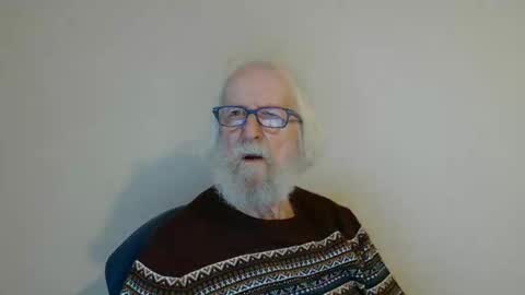 Snapshot of onanister chatting on February 2025 07:36:02 AM Somewhere over the rainbow online show from February 2025 07:36:02 AM