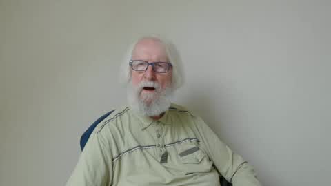 Snapshot of onanister chatting on February 2025 01:30:02 PM Somewhere over the rainbow online show from February 2025 01:30:02 PM