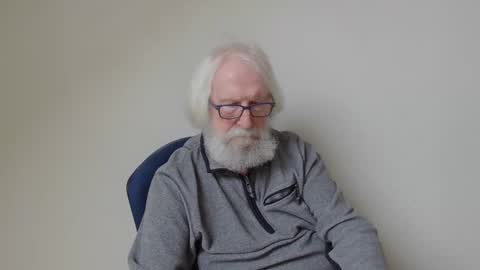 Snapshot of onanister chatting on March 2025 01:34:01 PM Somewhere over the rainbow online show from March 2025 01:34:01 PM