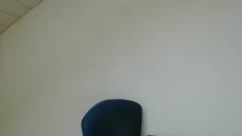 Snapshot of onanister chatting on September 2025 07:22:02 AM Somewhere over the rainbow online show from September 2025 07:22:02 AM