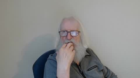 Somewhere over the rainbow online show from February 2026 08:18:02 AM