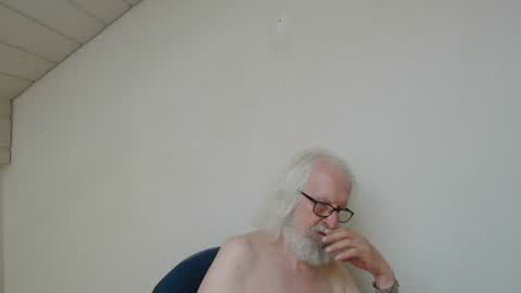 Somewhere over the rainbow online show from July 2026 07:02:02 AM