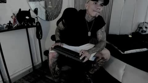 Snapshot of onceagain97_ chatting on May 2026 10:59:02 PM ... online show from May 2026 10:59:02 PM