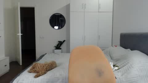 onebestlover online show from September 2025 09:17:02 PM