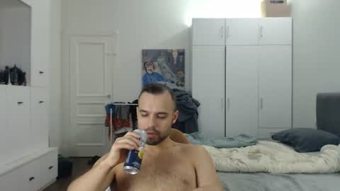 onebestlover online show from June 2026 09:03:01 AM