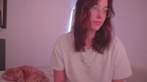 Snapshot of onelittlemermaid chatting on February 2026 10:37:01 PM Ariel online show from February 2026 10:37:01 PM