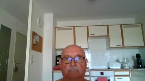 Snapshot of onemoretimebis chatting on June 2026 04:41:01 PM Onemoretimebis online show from June 2026 04:41:01 PM