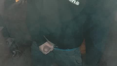 Snapshot of onerknees chatting on September 2025 09:10:02 AM onerknees online show from September 2025 09:10:02 AM