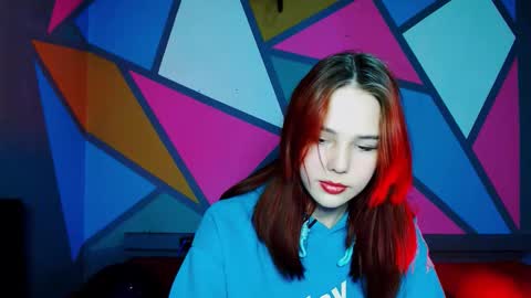 onessandra online show from November 2025 02:54:01 AM