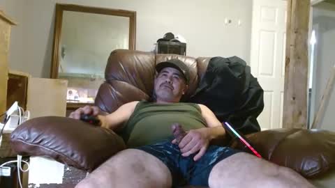 Snapshot of onewayallday chatting on December 2024 01:42:02 PM onewaykenny online show from December 2024 01:42:02 PM