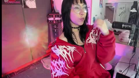 oni_dakotta online show from September 2025 12:39:01 PM