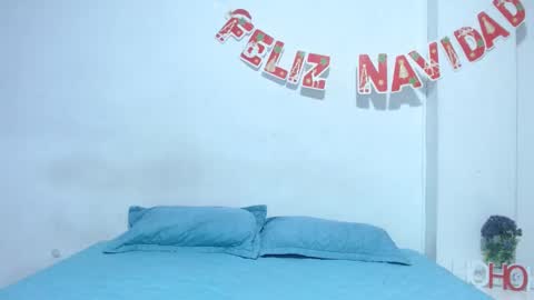 onixandghosty online show from December 2025 07:10:01 PM