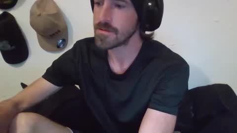 Snapshot of oniyoshiken chatting on September 2025 06:18:02 PM oniyoshiken online show from September 2025 06:18:02 PM