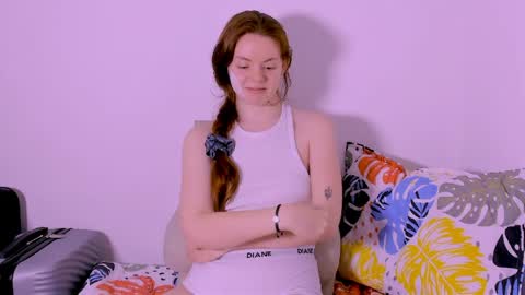 only_sarah1 online show from April 2026 09:41:02 PM