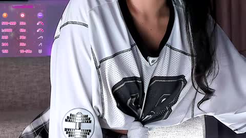 Amelia online show from December 2024 01:28:02 PM