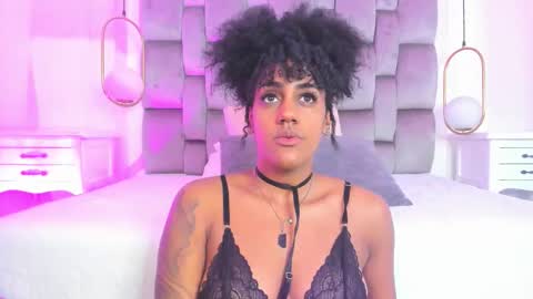 Snapshot of onlygia chatting on February 2026 01:13:02 AM Only online show from February 2026 01:13:02 AM