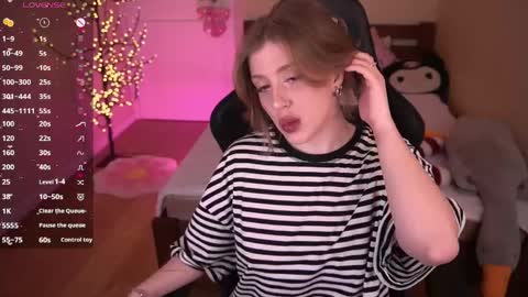 Peny online show from April 2026 04:04:02 PM