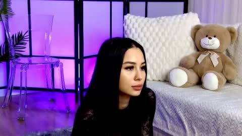 Xandra online show from November 2025 08:50:01 AM