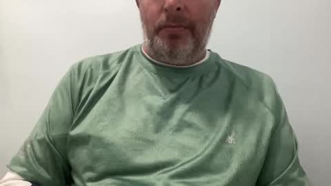 Snapshot of onthedlhere chatting on October 2025 02:29:01 PM onthedlhere online show from October 2025 02:29:01 PM