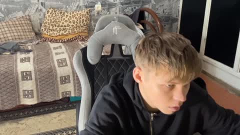 Snapshot of oofcblesssexx chatting on December 2024 11:21:02 AM bless god online show from December 2024 11:21:02 AM