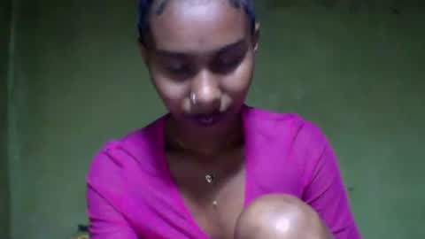 Snapshot of oolyette chatting on October 2025 01:54:01 PM oolyette online show from October 2025 01:54:01 PM