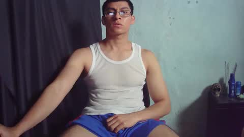 Snapshot of oomaurooo chatting on March 2026 07:41:02 PM oomaurooo online show from March 2026 07:41:02 PM