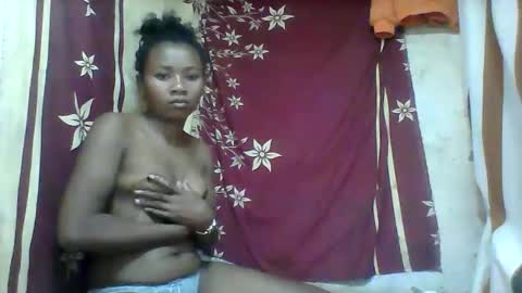 oooozafiette online show from May 2026 06:29:02 AM