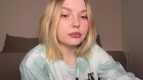 Ophelia online show from April 2026 10:40:02 PM