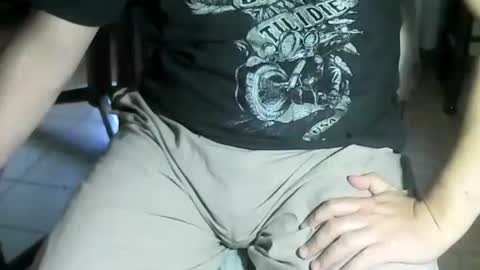 Snapshot of ore_cam chatting on February 2026 06:00:02 PM Ore online show from February 2026 06:00:02 PM