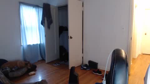 Snapshot of oregon87 chatting on December 2024 04:15:02 PM The Oregon Lumberjack online show from December 2024 04:15:02 PM