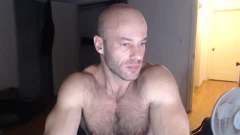 Snapshot of oregon87 chatting on January 2025 01:37:01 AM The Oregon Lumberjack online show from January 2025 01:37:01 AM